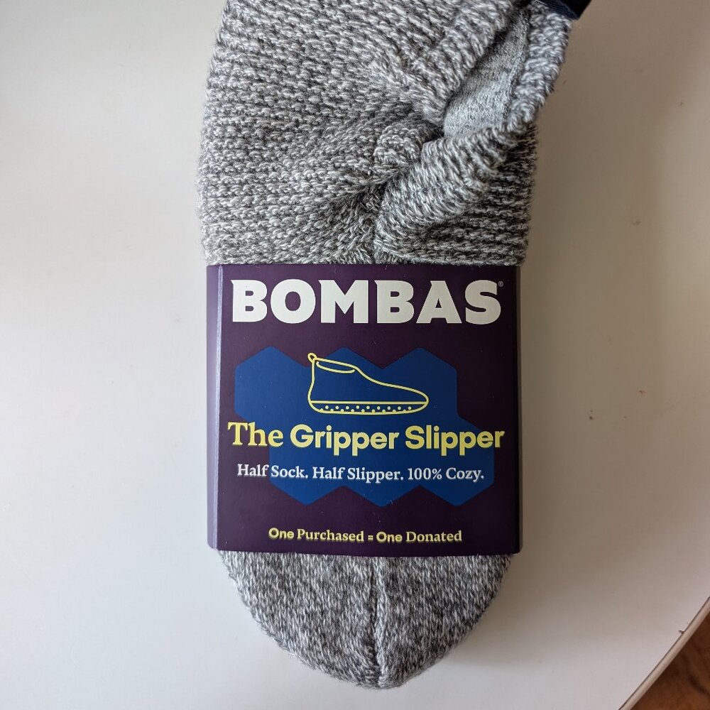 NWT Bombas Gripper Slippers Grey Size XL